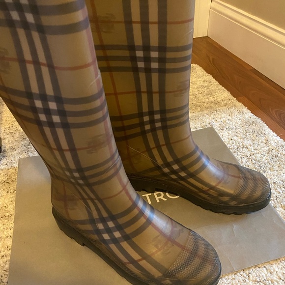 Authentic Burberry of London Rainboots Womens size 9 / EUR 40 - Picture 5 of 8
